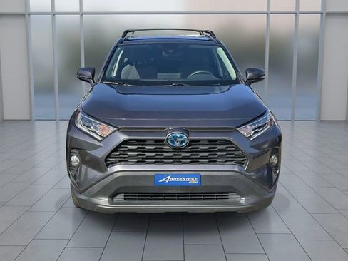 Used 2021 Toyota RAV4 XLE AWD/4WD image 8