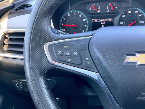 Used 2020 Chevrolet Equinox LS w/ LPO, Cargo Package image 23