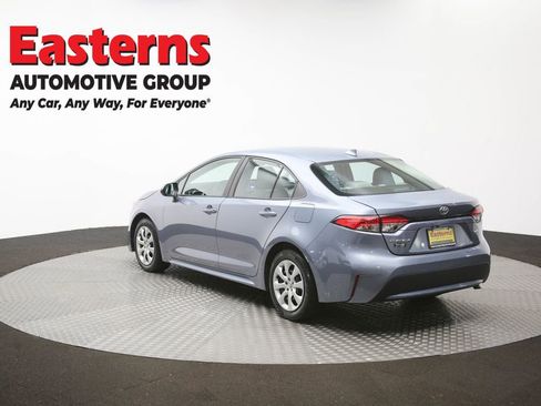 Used 2022 Toyota Corolla LE FWD image 63