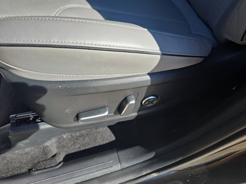 Used 2024 Hyundai Palisade SEL w/ Premium Package image 20