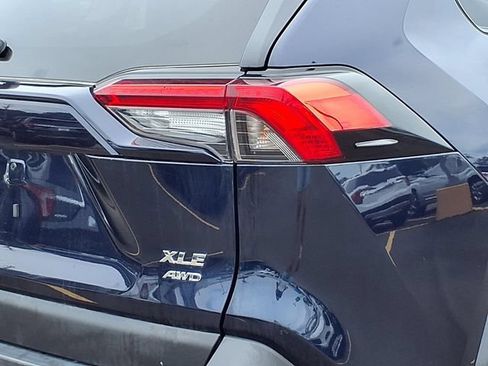 Used 2025 Toyota RAV4 XLE AWD/4WD image 21
