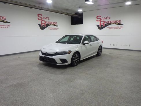 Used 2022 Honda Civic EX image 1