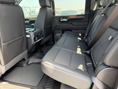 New 2026 GMC Sierra 2500 Denali w/ Denali Reserve Package AWD/4WD image 11