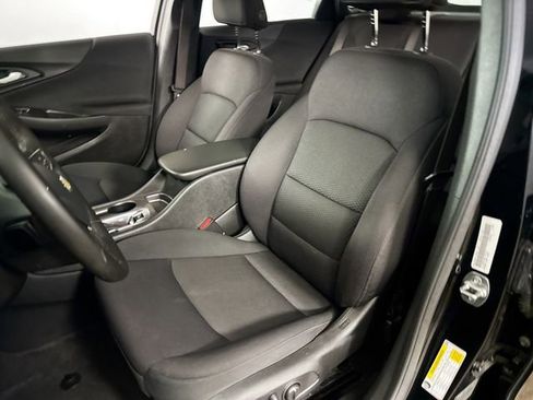 Used 2025 Chevrolet Malibu RS image 17