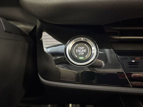 New 2025 Buick Envision Sport Touring image 17