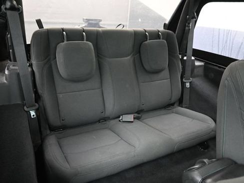 Used 2023 Jeep Wrangler Sport AWD/4WD image 9