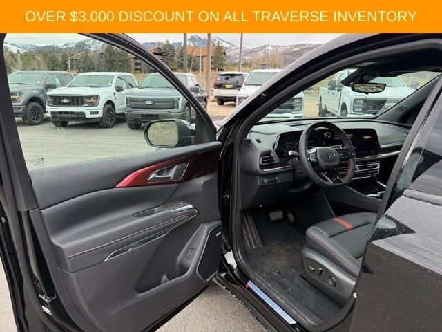 New 2026 Chevrolet Traverse RS AWD/4WD image 11