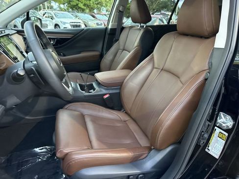 Certified 2025 Subaru Outback Touring AWD/4WD image 11