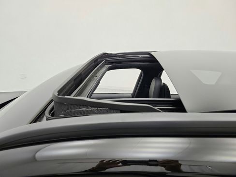 Certified 2023 Mercedes-Benz GLC 300 image 13