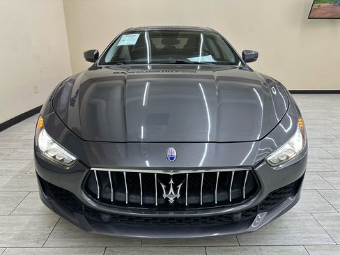 Used 2018 Maserati Ghibli image 3