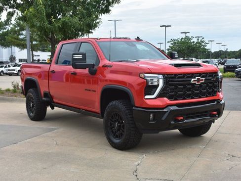 New 2026 Chevrolet Silverado 2500 ZR2 w/ LPO, Dark Essentials Package AWD/4WD image 3