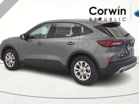 New 2026 Ford Escape Active w/ Cold Weather Package FWD image 5