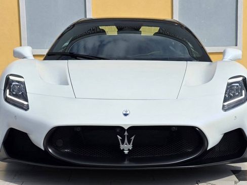 Used 2024 Maserati MC20 Cielo RWD image 6
