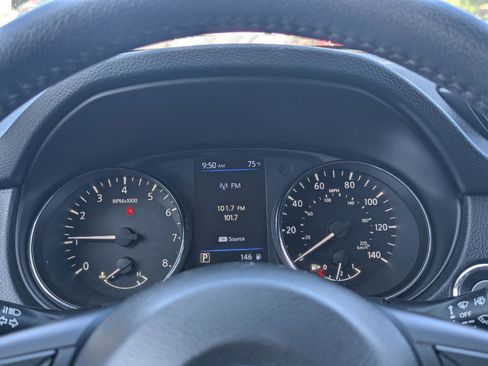 Used 2023 Nissan Rogue SV AWD/4WD image 24
