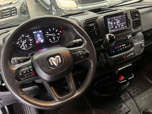 Used 2023 RAM ProMaster 2500 FWD image 9