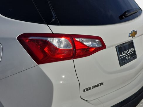 Used 2020 Chevrolet Equinox LS w/ LS Convenience Package image 31