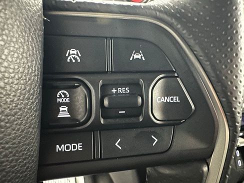 Used 2025 Toyota 4Runner TRD Off-Road AWD/4WD image 20