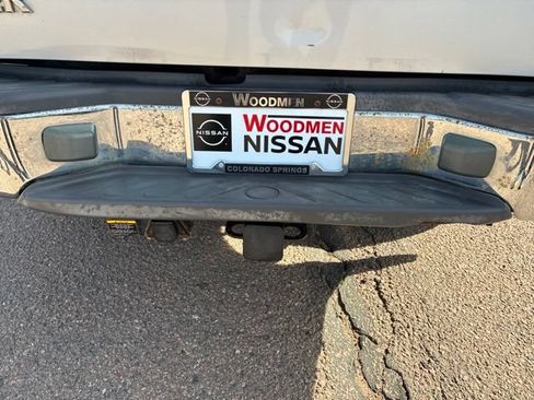 Used 2010 Nissan Frontier SE AWD/4WD image 15
