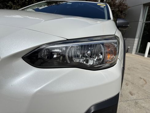 Used 2021 Subaru Crosstrek 2.5i Sport w/ Moonroof Package AWD/4WD image 9