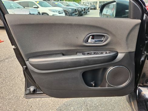 Used 2022 Honda HR-V EX image 23