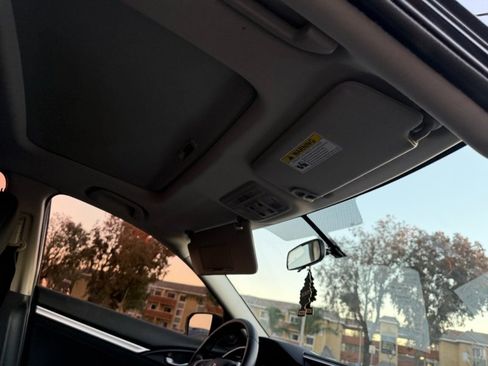 Used 2018 Honda Civic EX image 23