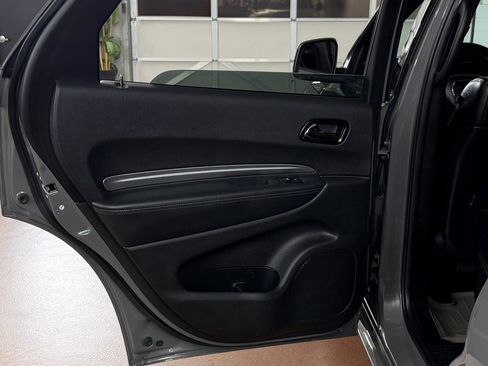 Used 2019 Dodge Durango R/T w/ Technology Group AWD/4WD image 35