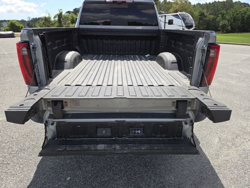 Used 2024 GMC Sierra 2500 Denali Ultimate AWD/4WD image 22