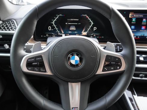 Used 2026 BMW X5 xDrive40i w/ M Sport Package AWD/4WD image 16