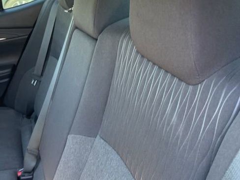 Used 2025 Toyota Camry LE image 9