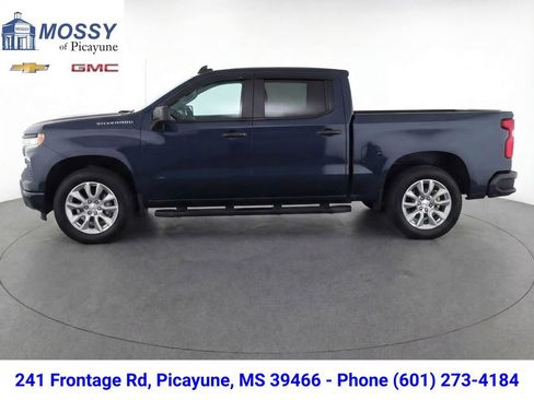 Certified 2023 Chevrolet Silverado 1500 Custom image 7