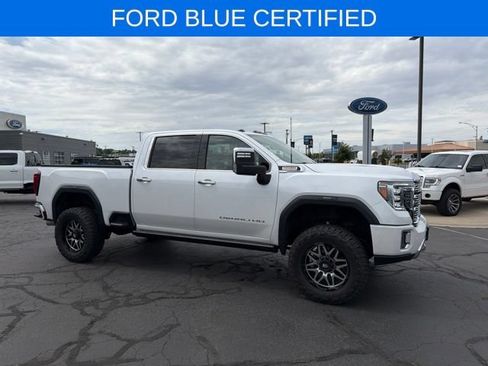 Used 2021 GMC Sierra 3500 Denali w/ Denali Ultimate Package AWD/4WD image 3