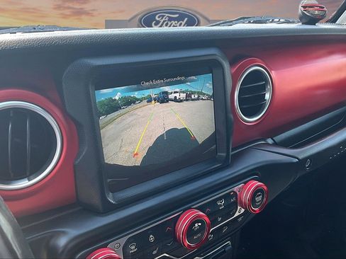 Used 2020 Jeep Wrangler Unlimited Rubicon AWD/4WD image 21