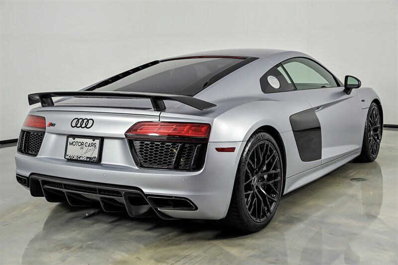 Used 2018 Audi R8 V10 plus AWD/4WD image 9