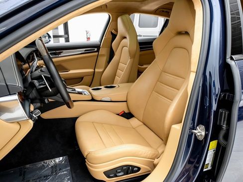 Used 2022 Porsche Panamera Turbo S image 29