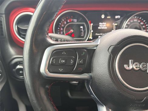 Used 2022 Jeep Wrangler Unlimited Rubicon w/ Cold Weather Group image 22