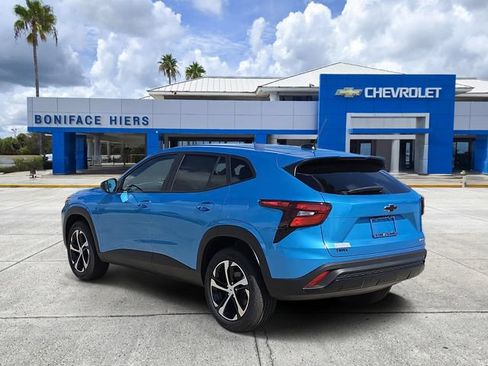 New 2026 Chevrolet Trax RS FWD image 3