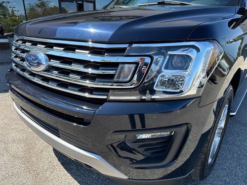 Used 2021 Ford Expedition XLT AWD/4WD image 10