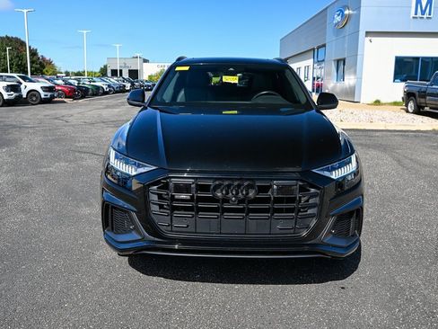 Used 2022 Audi Q8 Premium Plus image 10