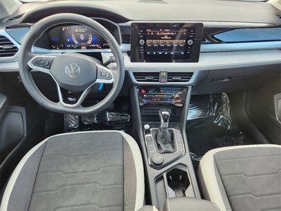 New 2025 Volkswagen Taos SE