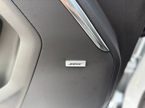 Used 2025 GMC Yukon Denali image 8