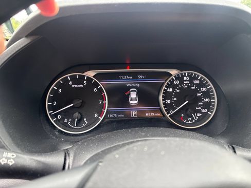 Used 2024 Nissan Sentra SV FWD image 15