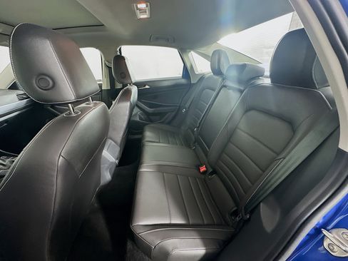 Used 2024 Volkswagen Jetta SE FWD image 28