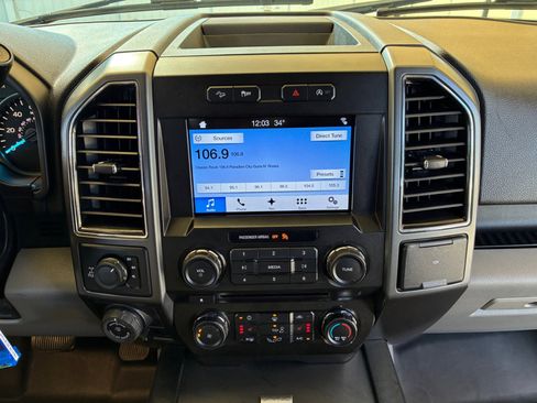 Used 2018 Ford F150 XLT w/ Equipment Group 302A Luxury image 23