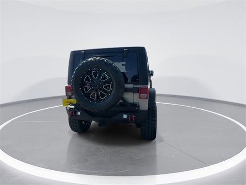 Used 2018 Jeep Wrangler Unlimited Sport S image 7