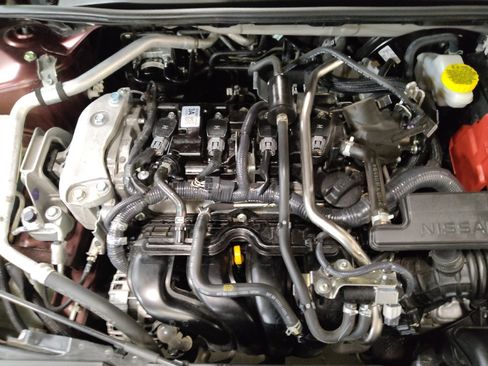 Used 2024 Nissan Sentra SV FWD image 30