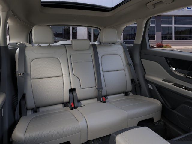 Used 2025 Lincoln Corsair Grand Touring w/ Equipment Group 301A AWD/4WD image 11