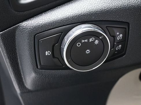 Used 2019 Ford EcoSport SE w/ SE Convenience Package FWD image 12