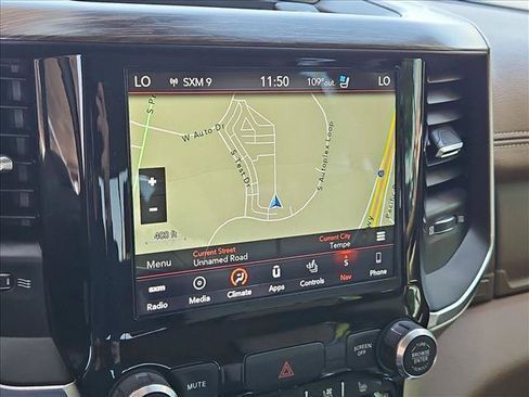 Used 2019 RAM 1500 Laramie AWD/4WD image 18