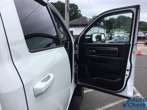 Used 2018 RAM 1500 Sport image 46