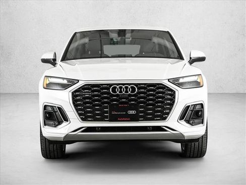 Certified 2025 Audi Q5 2.0T Premium image 2